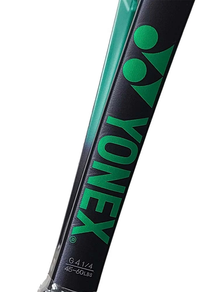 Yonex VCore Pro 97L 290g Green/Purple 6 Yonex VCore Pro 97L 290g Green/Purple - Image 4